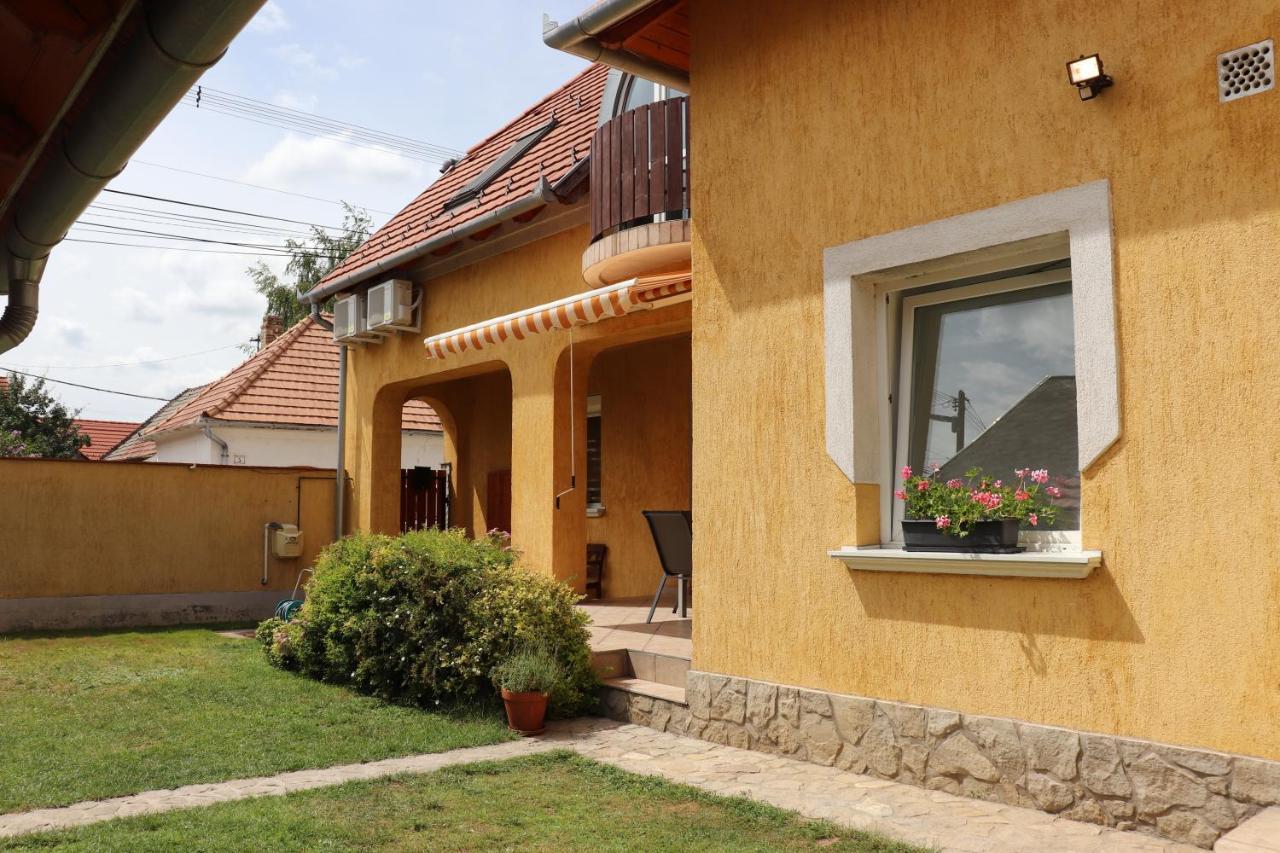 B6 Apartman Veszprém Dış mekan fotoğraf