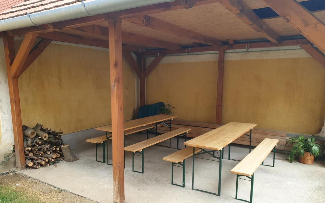 B6 Apartman Veszprém Dış mekan fotoğraf